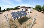Energía solar fotovoltaica para combatir la pobreza